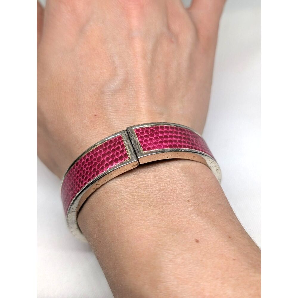 Vintage Pink Lizard Hinged Bangle Bracelet with Magnetic Closure - Picture 5 of 6